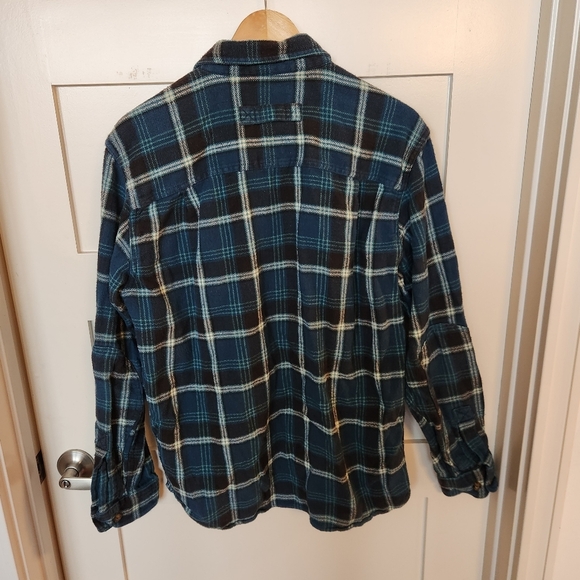 Woolrich Flannel Shirt Sz. Medium - Picture 2 of 3
